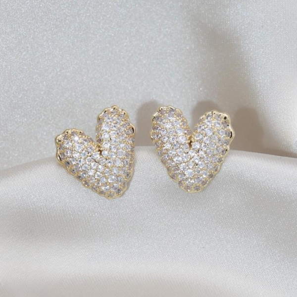 Zircon Heart Stud Earrings – Trendy Korean Fashion Jewelry For Girls & Women